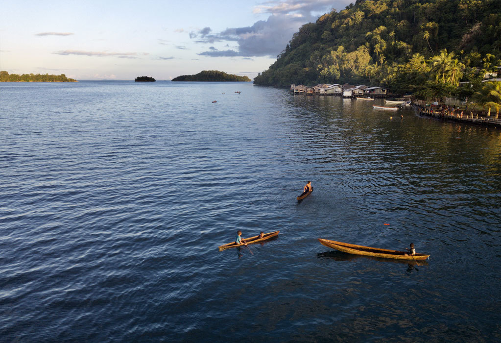 Children play in the waters next to two new MPAs in Lovongai and Murat Local Level Government jurisdictions in New Ireland Province, Papua New Guinea. Courtesy of Elodie Van Lierde, Wildlife Conservation Society, 2020.