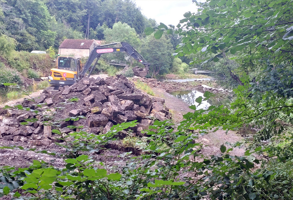 Scotton Weir during removal. Courtesy of Jonathan Grey, Wild Trout trust.